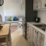 Kostas Apartmán