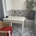 Kostas Apartmán *