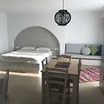 Kostas Apartmán *