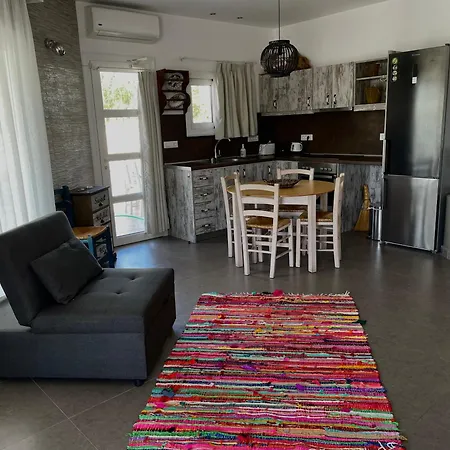 Kostas Apartmán *