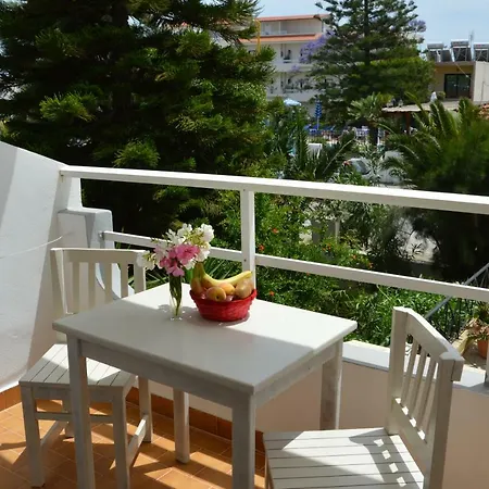 Kostas Studios