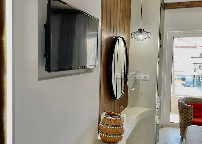 Kostas * Фалираки