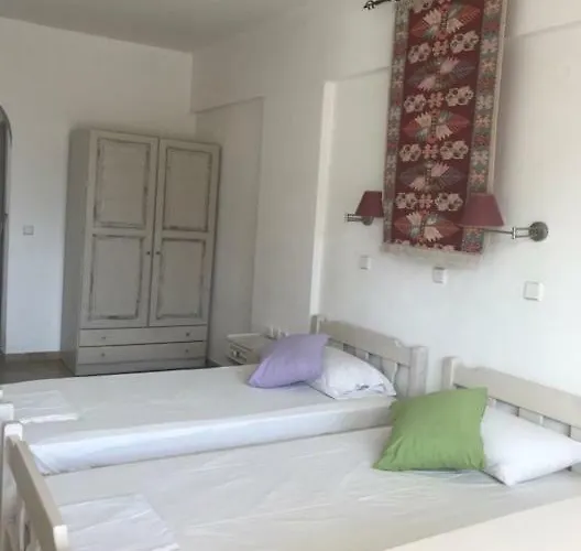 Kostas アパート *