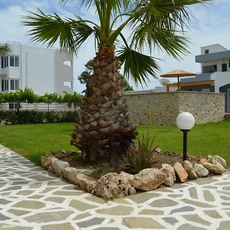 Kostas Appartement *