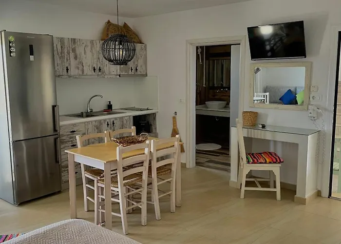 Kostas Apartment Faliraki